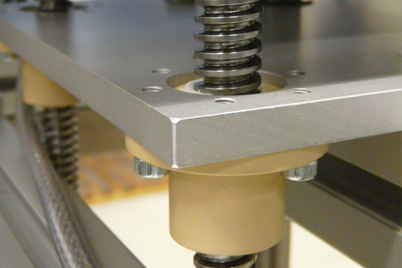 For height and format adjustments, Küppersbusch often uses drylin® lead screws with flange nuts.